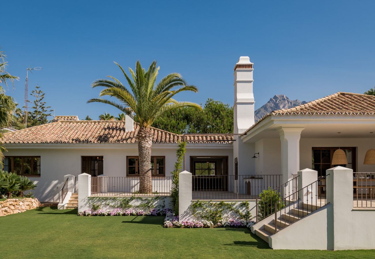 Villa in Marbella - Hacienda la Española, by the Beach